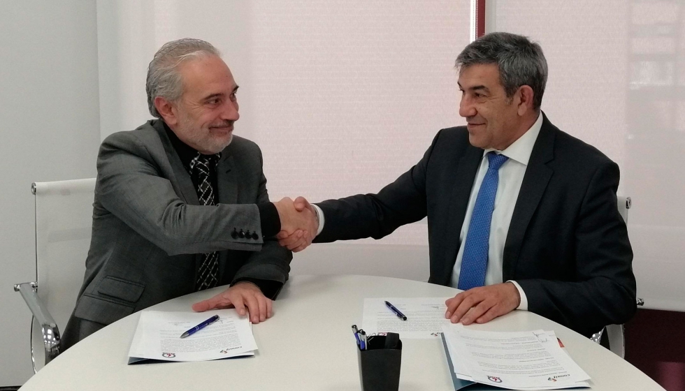 Esteban Blanco y ngel Duque, tras la firma del acuerdo de colaboracin entre ambas entidades