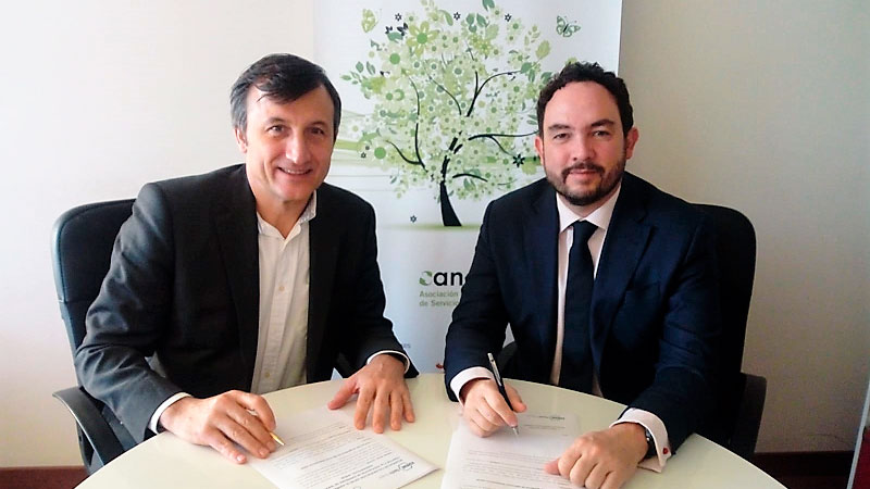 El acuerdo ha sido ratificado por Miguel ngel de Frutos, presidente de ASHRAE Spain Chapter, y por Luis Cabrera, presidente de Anese...