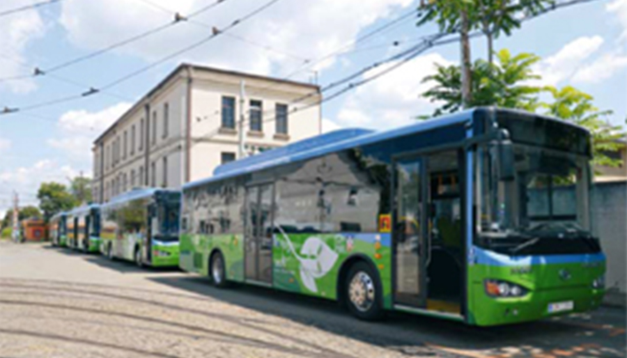 Autobuses elctricos que unen el casco antiguo y la ciudad nueva de Belgrado, Serbia (Fuente: Gemamex)