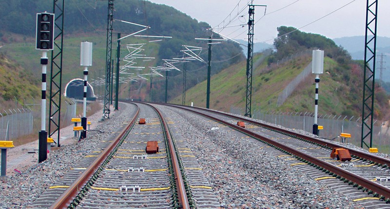 ADIF AV Balizas de ERTMS en la infraestructura
