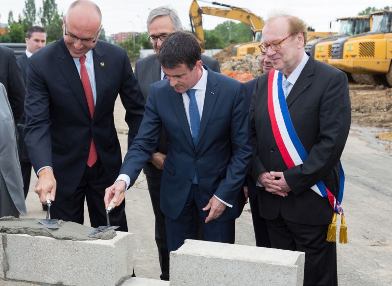 La primera piedra del nuevo centro logstico de UPS en Francia