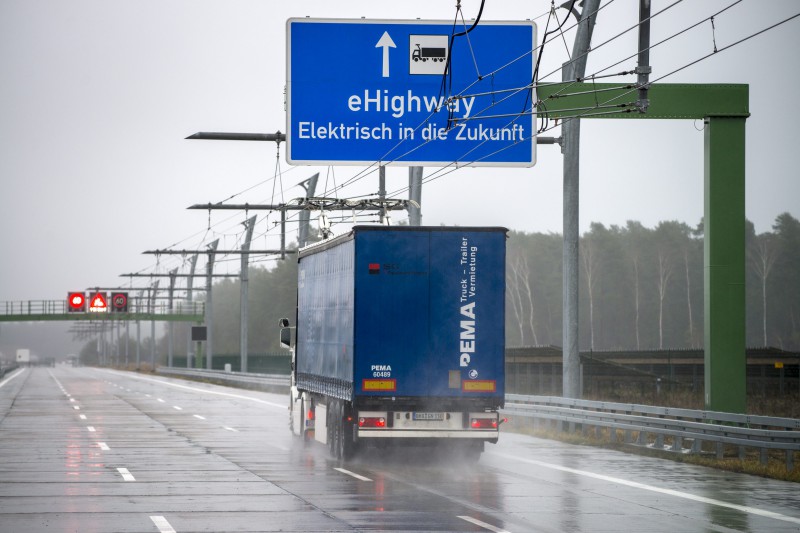 Primera eHighway &quote;Autopista elctrica en Suecia con tecnologa Siemens y Scania