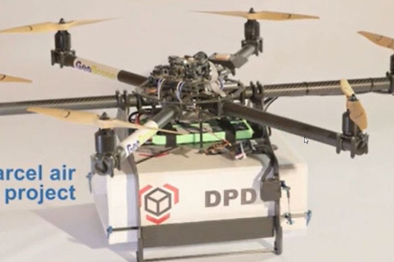GeoPost de LaPoste realiza pruebas con un drone de Atechsys
