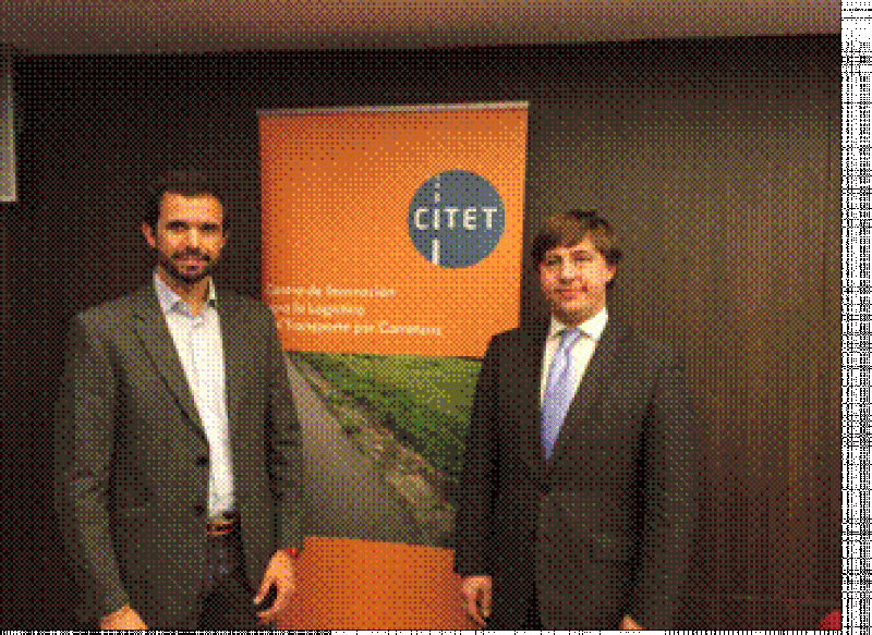 Ramn Garca, Director gerente de CITET, que organizaba la jornada, y Llus Soler Gomis, fundador de BUSCOelMEJOR.com