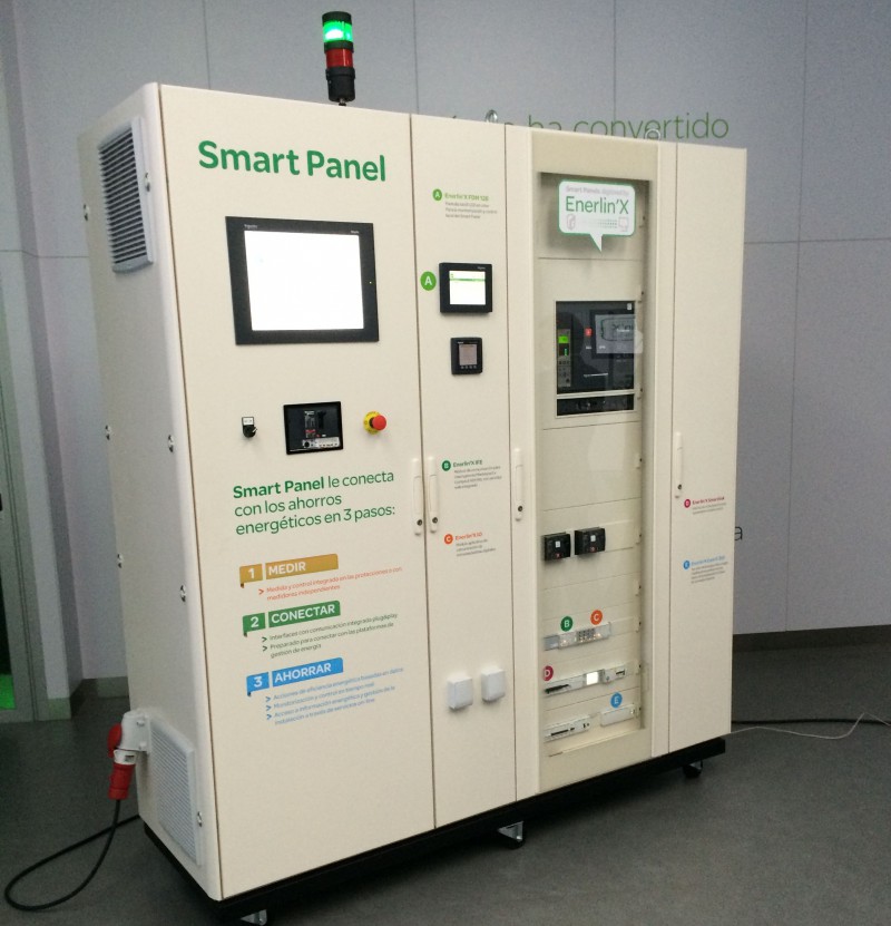798-Schneider Electric Smart Panel, cuadro inteligente de distribucin elctrica de baja tensin