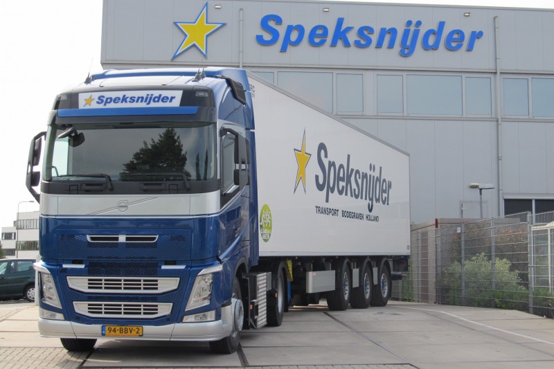 STEF compra la sociedad holandesa Speksnijder Transport