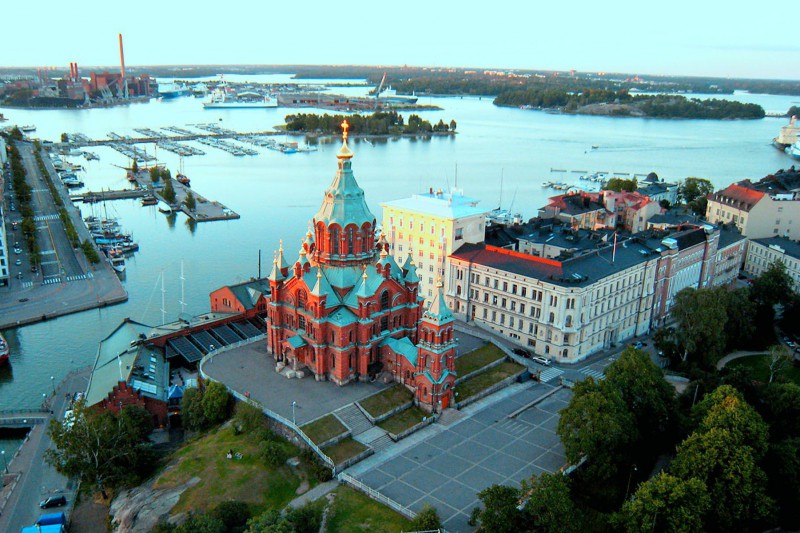 Catedral de Uspenski con centros de datos de Academica