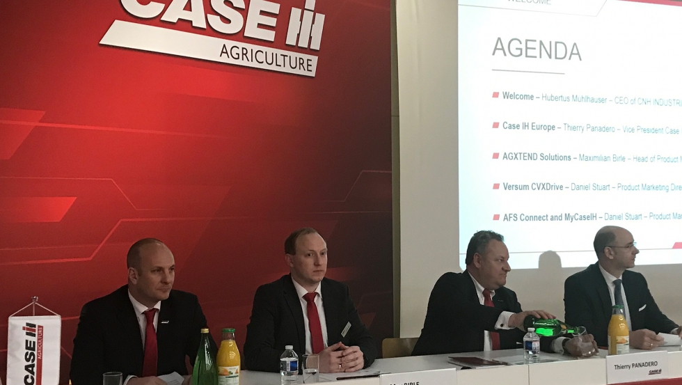Conferencia de prensa de Case IH en Pars, con la presencia del CEO de CNH Industrial, Hubertus M...