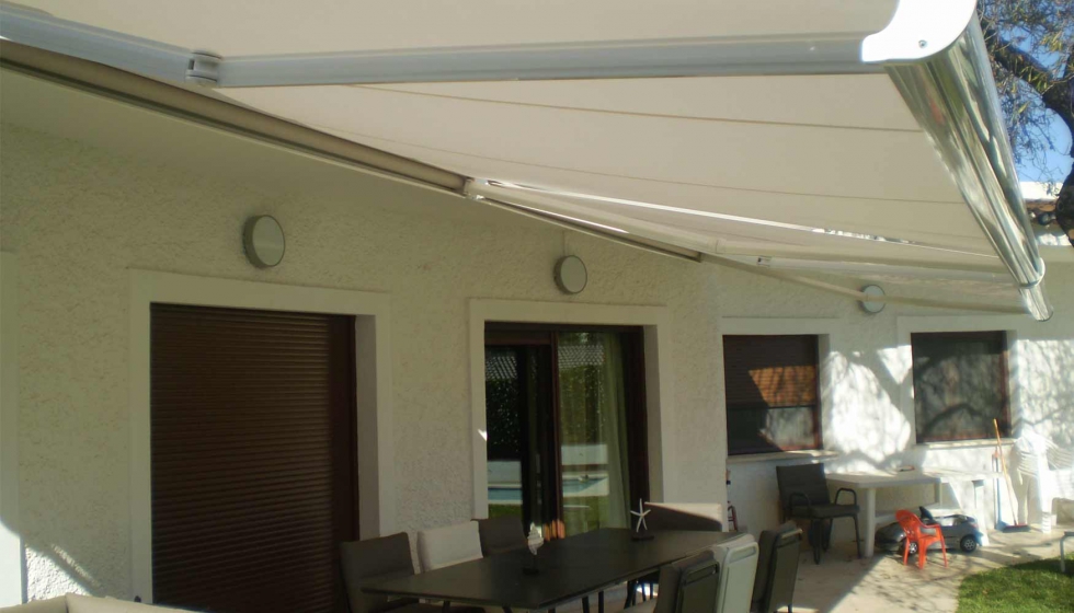 Coperpal dispone de mltiples soluciones para proporcionar de proteccin solar a terrazas y lugares pblicos