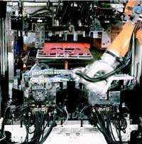 Antes de la conformaci�n se calientan las piezas a unos 930 �C