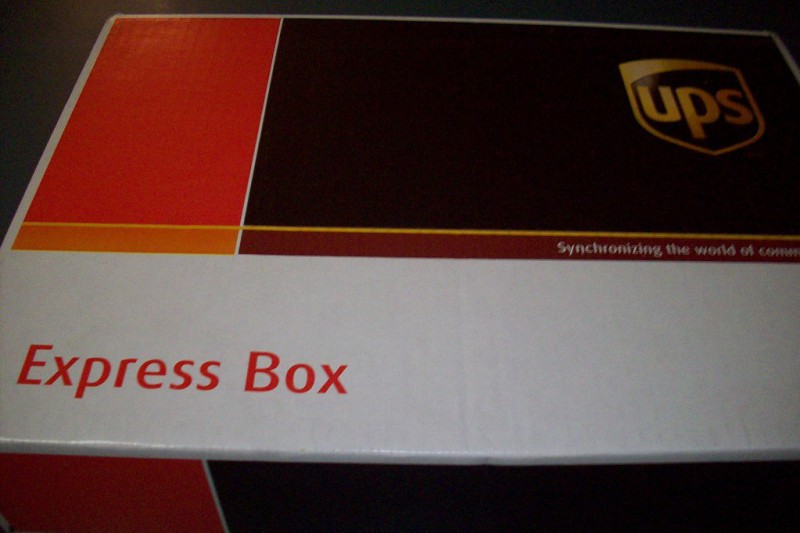 UPS Express Box