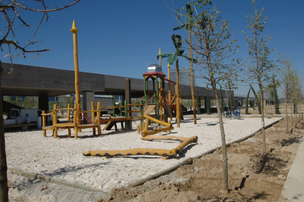 Parque infantil en ExpoZaragoza 2008