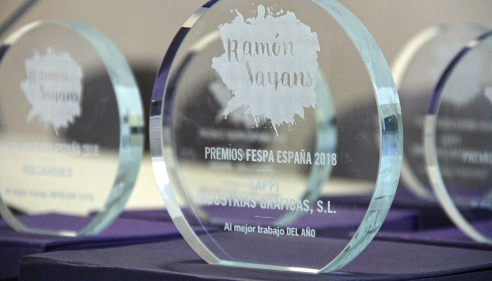 Trofeo de los IV Premios Ramn Sayans
