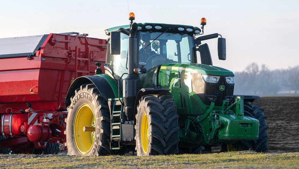John Deere lider el mercado espaol de tractores nuevos en el primer trimestre