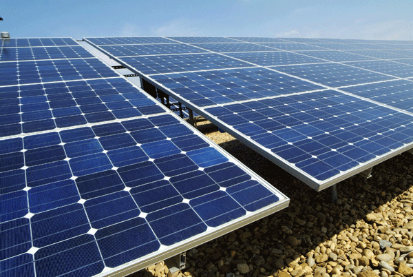 Placas solares provistas con film Tedlar suministrado por DuPont