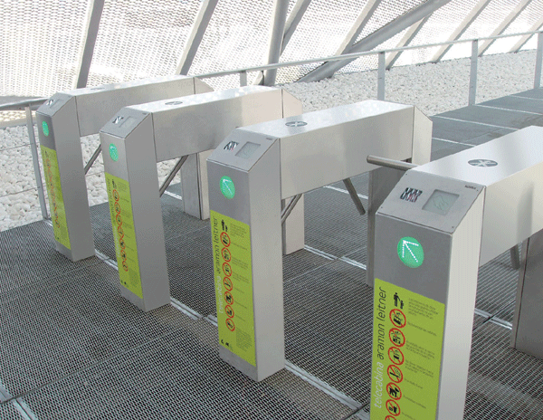 Torniquetes de entrada con el sistema de Kaba en Expo Zaragoza 2008