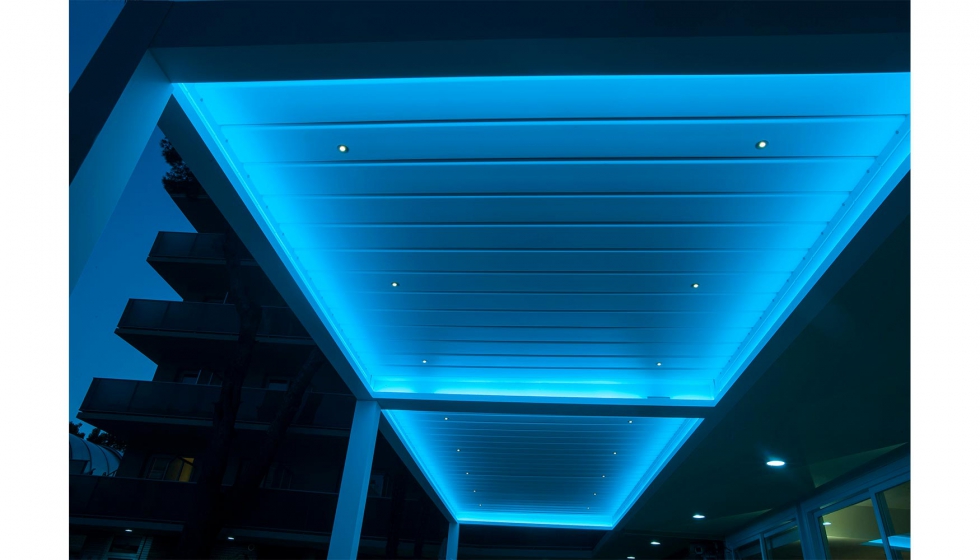 Durmi permite incluir iluminacin LED en sus prgolas para as disfrutar del espacio incluso por la noche