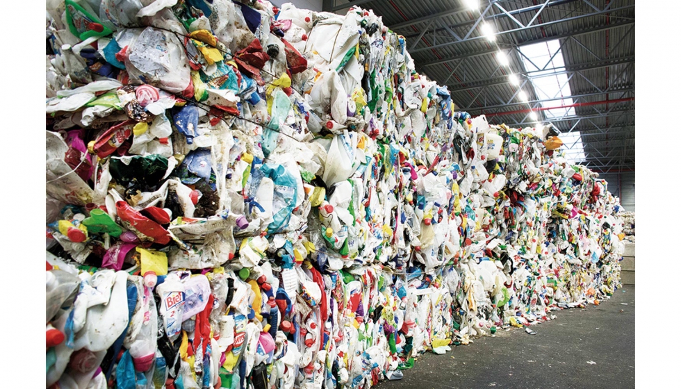 La empresa de reciclaje QCP obtiene sus productos de la recogida de bolsas amarillas en Alemania y de su homlogo en los Pases Bajos (foto: QCP)...