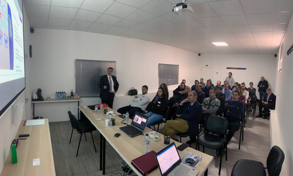 O novo centro tecnol�gico Tecnofrias conta com uma sala para a forma��o te�rica...