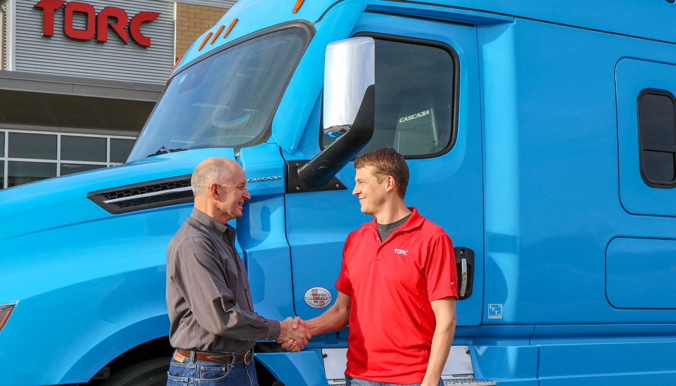 Impulso a la automatizacin de camiones con el acuerdo entre Daimler Trucks y Tor Robotics