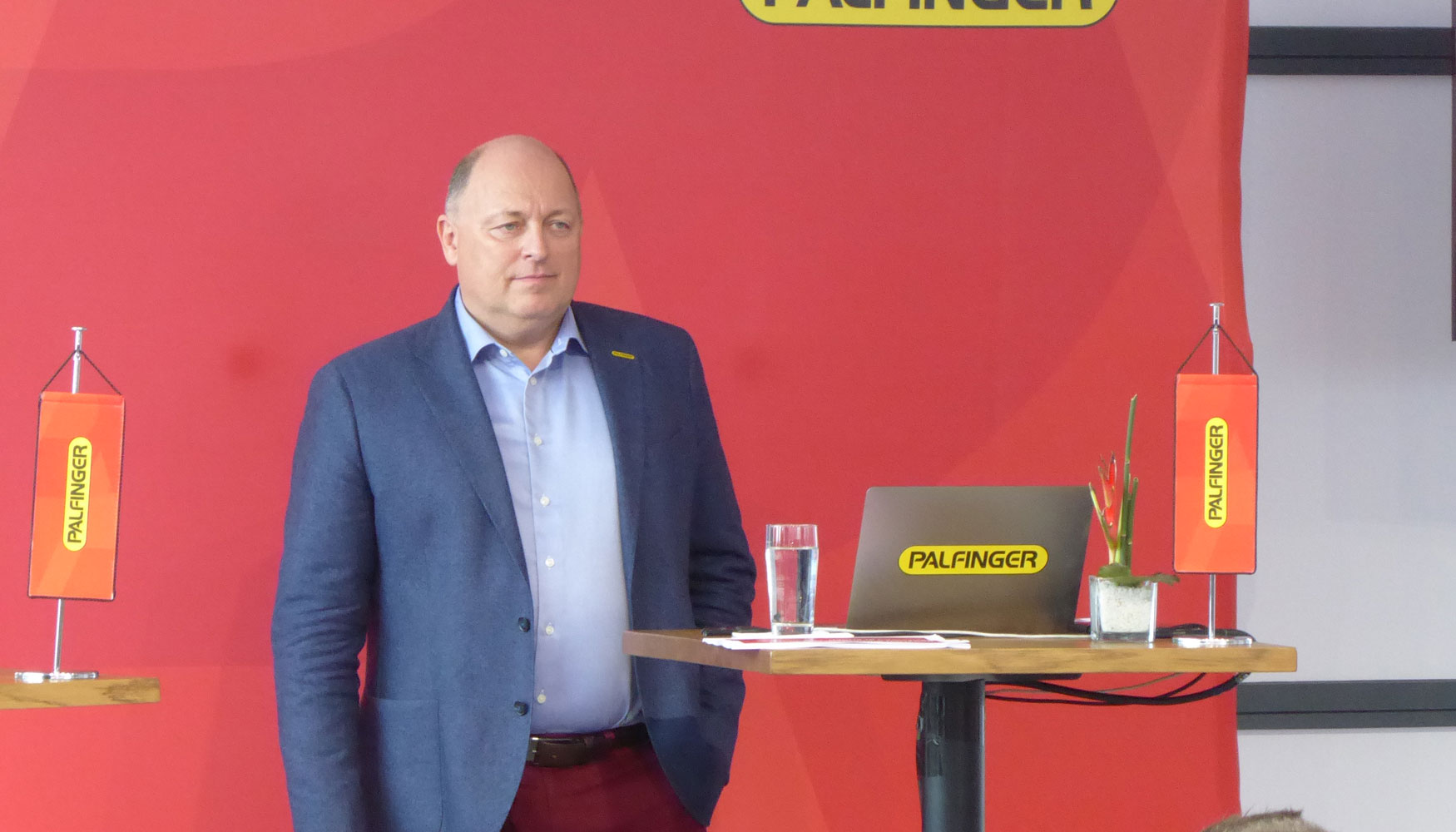 Andreas Klauser, CEO de Palfinger, durante la rueda de prensa de Bauma