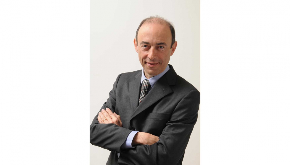 Maurizio Brancaleoni, gerente de Desarrollo Empresarial Global en el Centro Europeo de Equipos de Recubrimiento Funcional de Henkel...