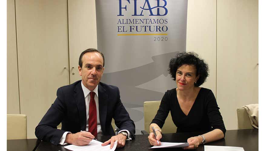 Firma del convenio entre FIAB y Alinar