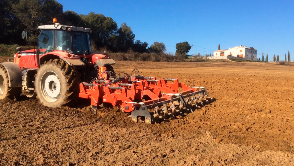 Demoagro Las Diferentes Opciones De Jympa Para Preparar El Terreno Agricultura