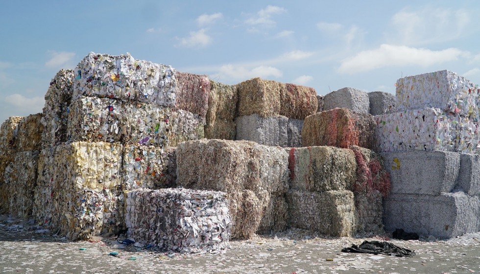 El sector del reciclaje de papel y cartn demanda medidas urgentes para mejorar el actual sistema de recogida municipal en Espaa...