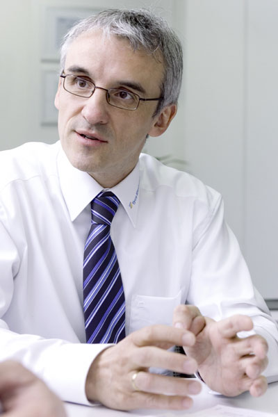 Diego Righetti, director of factory deTyco Electronics in Steinach