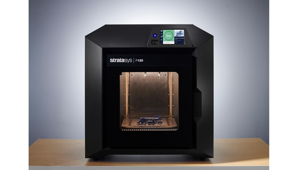 La nueva impresora 3D F120, de nivel industrial, ofrece a los usuarios una facilidad de uso aun mayor...