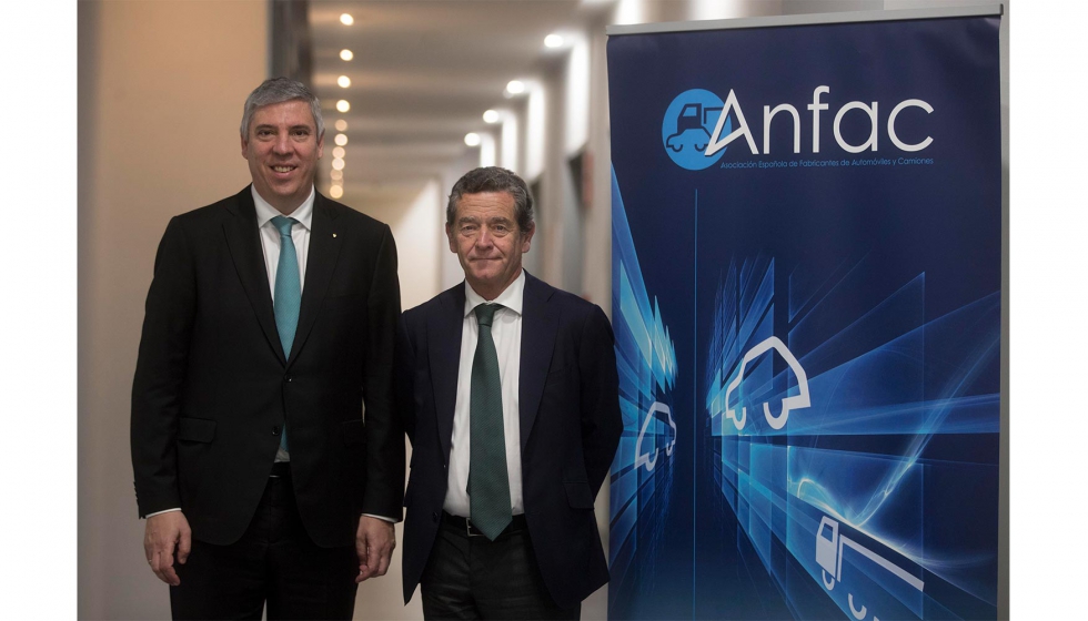 De izq. a dcha., Jos Vicente de los Mozos y Mario Armero, presidente y vicepresidente ejecutivo de Anfac respectivamente...
