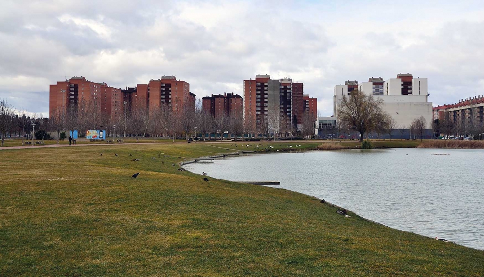 Urbanizacin Torrelago en Laguna de Duero (Valladolid)
