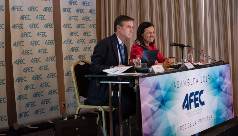 Luis Mena y Pilar Bud en la Asamblea de Afec 2019