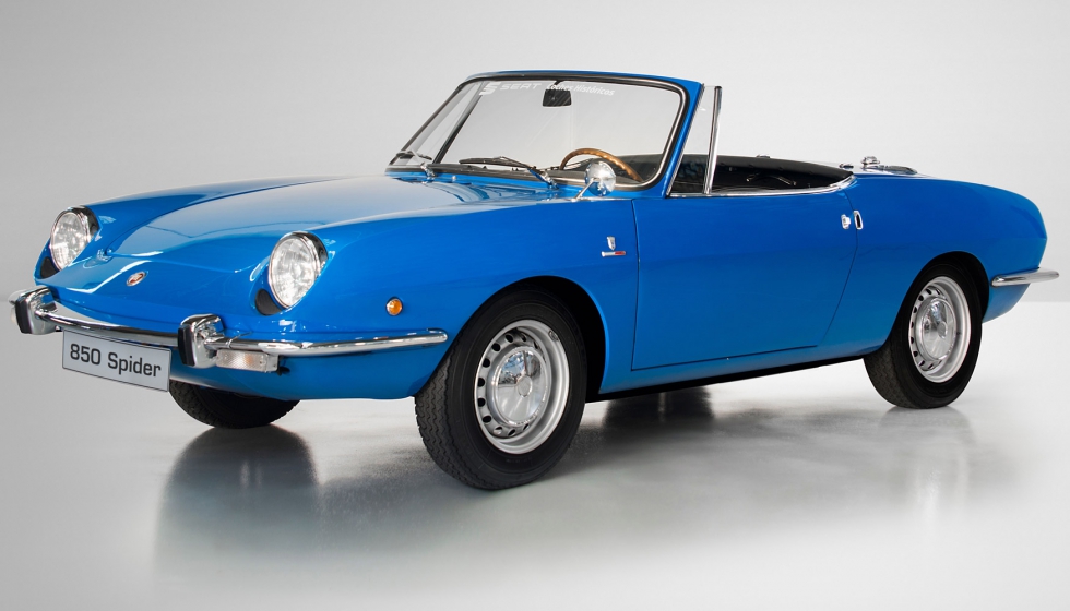 El 850 Sport era un convertible biplaza dise�ado por el reconocido dise�ador italiano de autom�viles Bertone