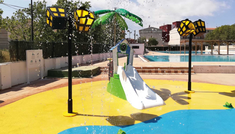 Este proyecto surge de la transformacin de una piscina de chapoteo en un espacio de ocio accesible y familiar con juegos interactivos...