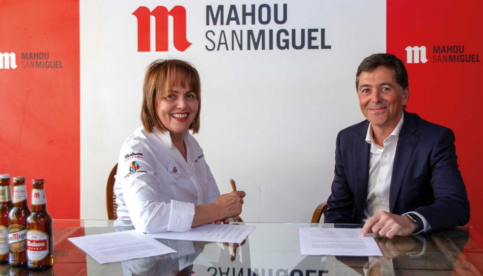 Mara Jos San Romn, presidenta de Mujeres en Gastronoma, y Guillermo Arrieta...