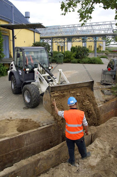 HLT Baugesellschaft mbH was responsible for doing the groundwork for a roundabout in St. Leon-Rot (Germany)