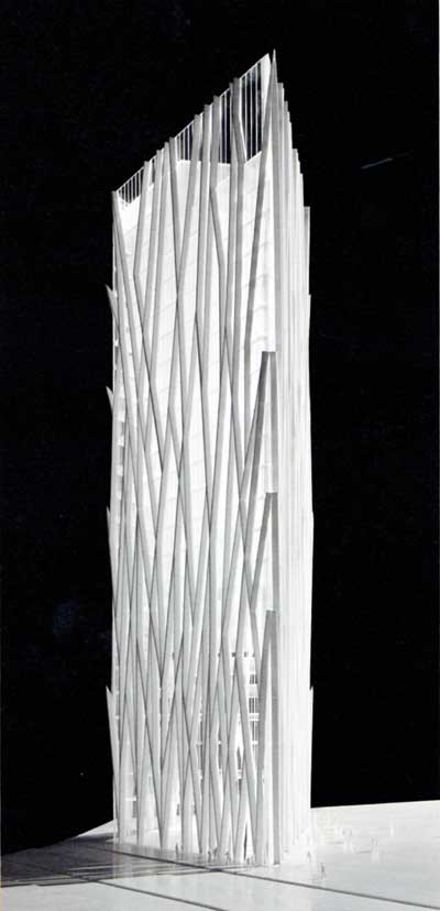 Foto 1: La tasa de disponibilidad de oficinas ha aumentado un dos por ciento en el �ltimo trimestre. En la imagen, la torre Zero Zero Telef�nica...