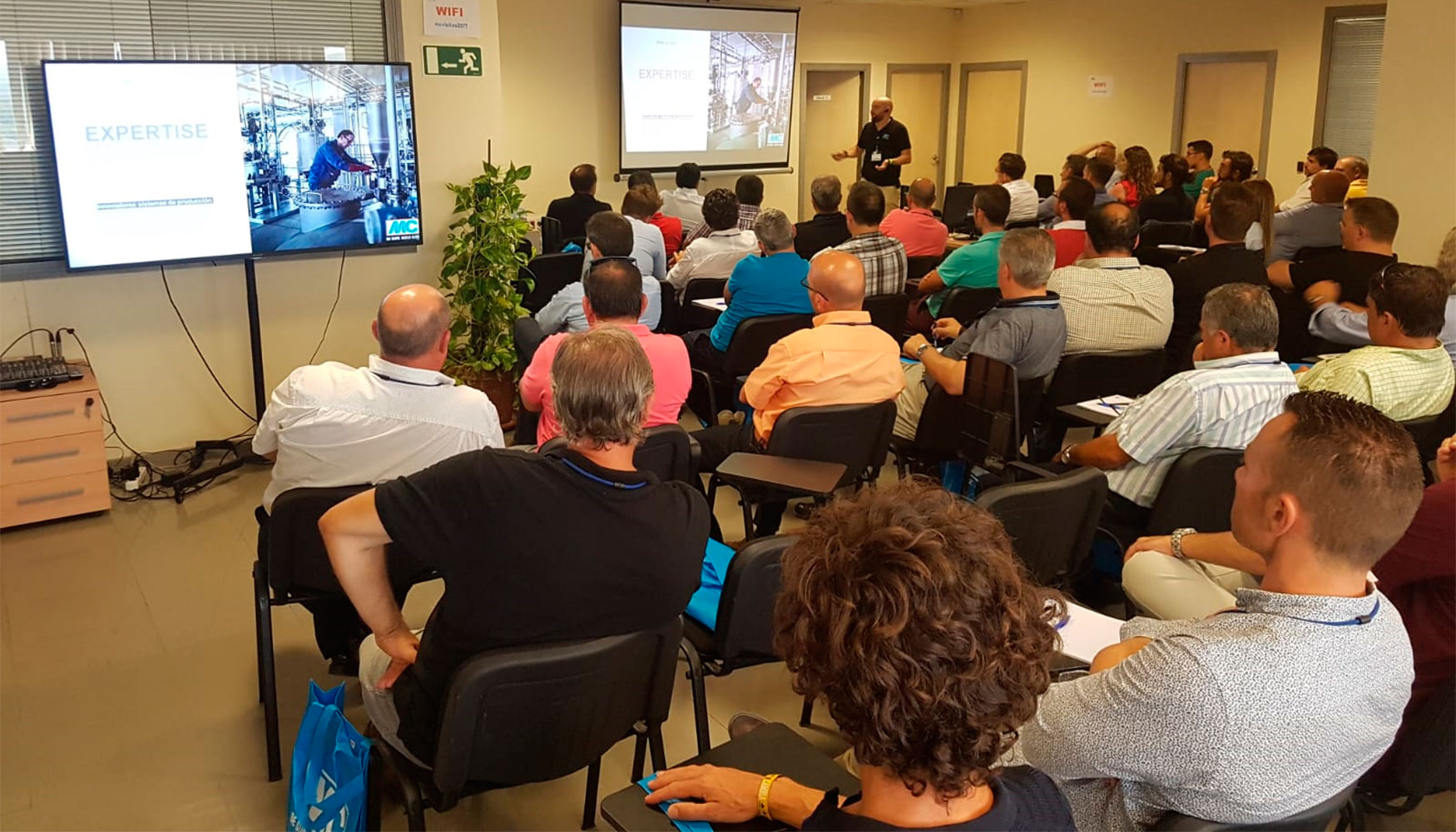 Un momento de una de las jornadas sobre pavimentos de hormign organizada por MC Spain