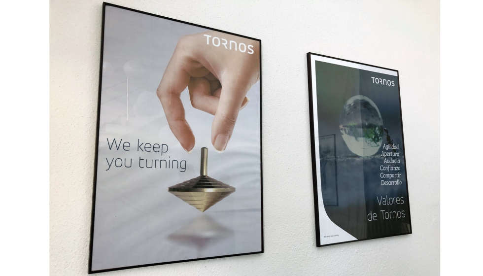 We keep you turning, el lema de Tornos, ejemplifica el trabajo de la empresa para mantener a sus clientes en constante mejora...