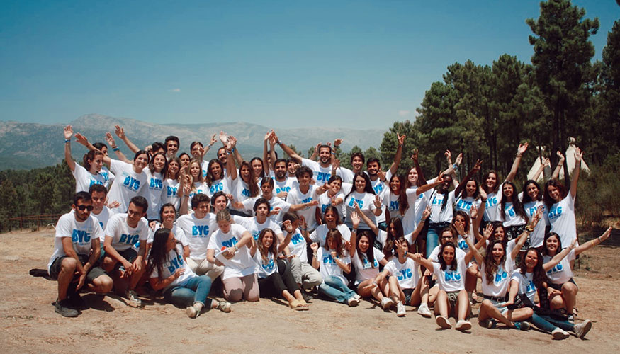 Del 7 al 14 de julio, en la Sierra de Gredos, los participantes reciberon sesiones y talleres de desarrollo de carrera profesional...