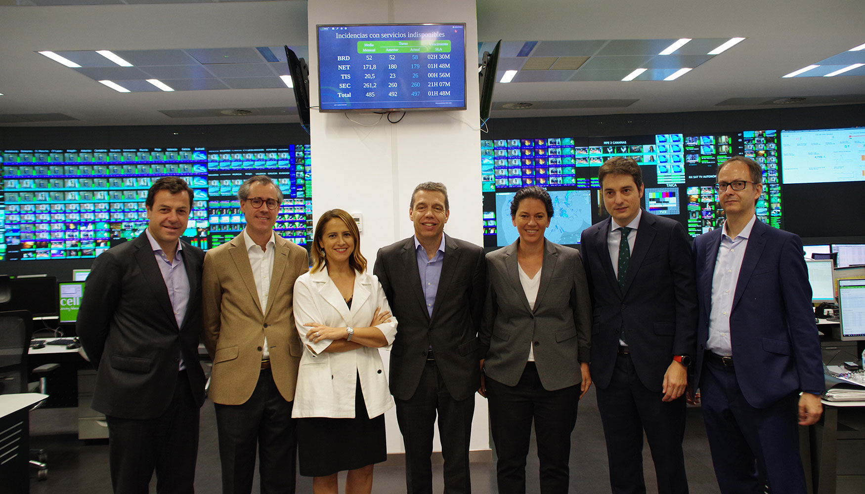 De izda. a dcha.: Oscar Pallarols, Rafael Miranda, Rosa Rodr�guez, Albert Cuatrecasas, Rebecca Crowe, David Polo y Antonio Ortu�ez...