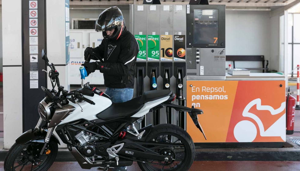 Las 25 estaciones de servivio de Repsol con Moto Stop, que pueden consultarse en el siguiente enlace...