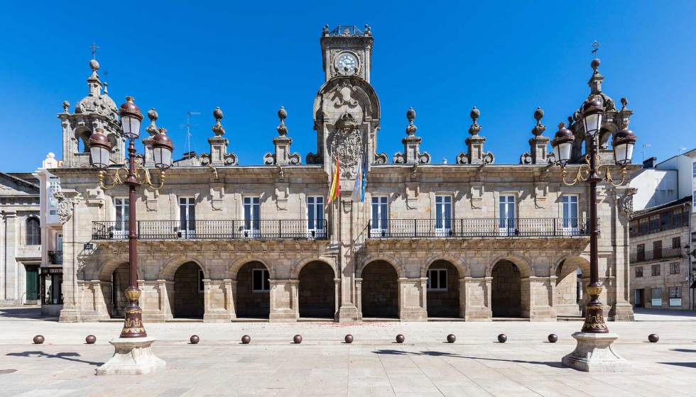 Fachada del Ayuntamiento de Lugo. Foto: Diego Delso