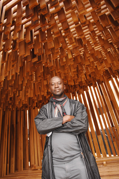 David Adjaye en su pabelln 'Sclera' presentado en el Festival de Diseo de Londres