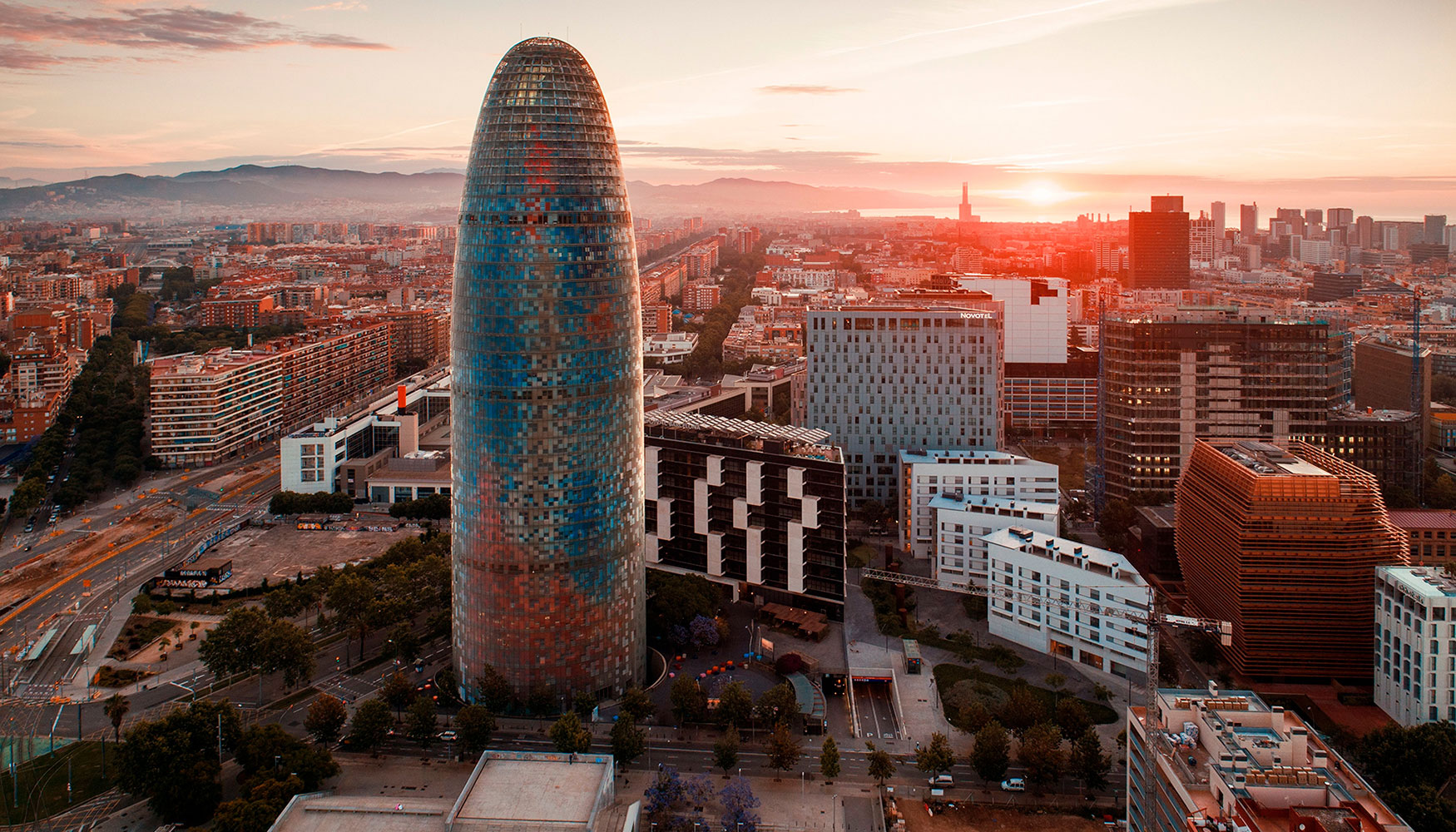 En Catalua varios edificios de alta gama albergan ascensores Schindler...