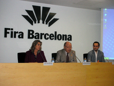 De izquierda a derecha: Teresa Martnez, Directora General de Cicloplast; Ramn Gil de Luigi, Vicepresidente de Basf espaola y Jorge Blass...