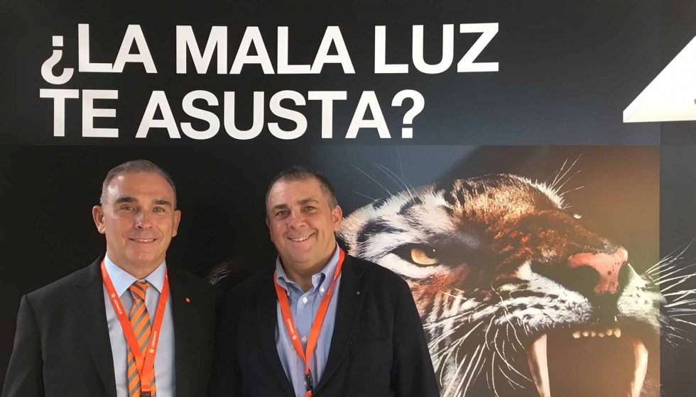 Cristbal Ripoll, director general de Ledvance Espaa (a la izquierda) junto a Jaume Forns, presidente de FENIE