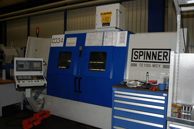 The 110 L TC - MCY of Spinner is equipped with counterpoint and luneta. It is mainly used for machining of casting parts...